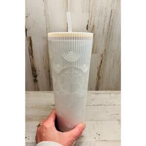 Starbucks Spring 2023 White Pearl Shell Mermaid Scales Venti Tumbler